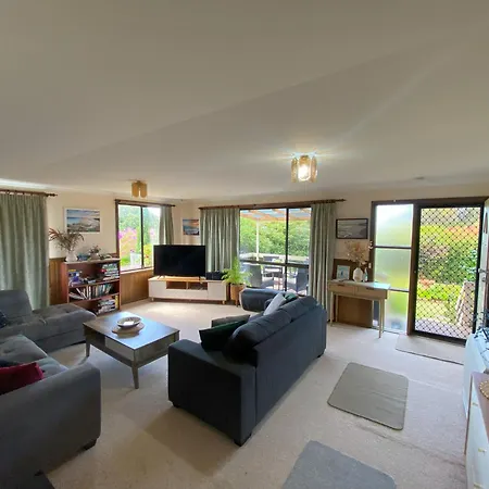 Parnella Cottage - Pet Friendly St Helens Exterior photo