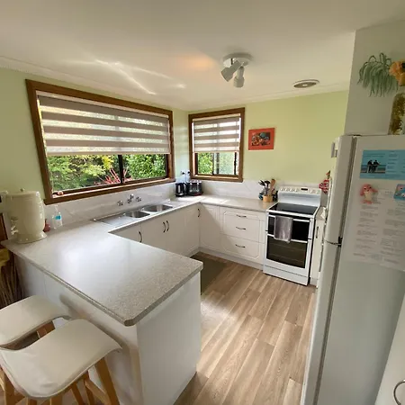 Parnella Cottage - Pet Friendly St Helens Exterior photo